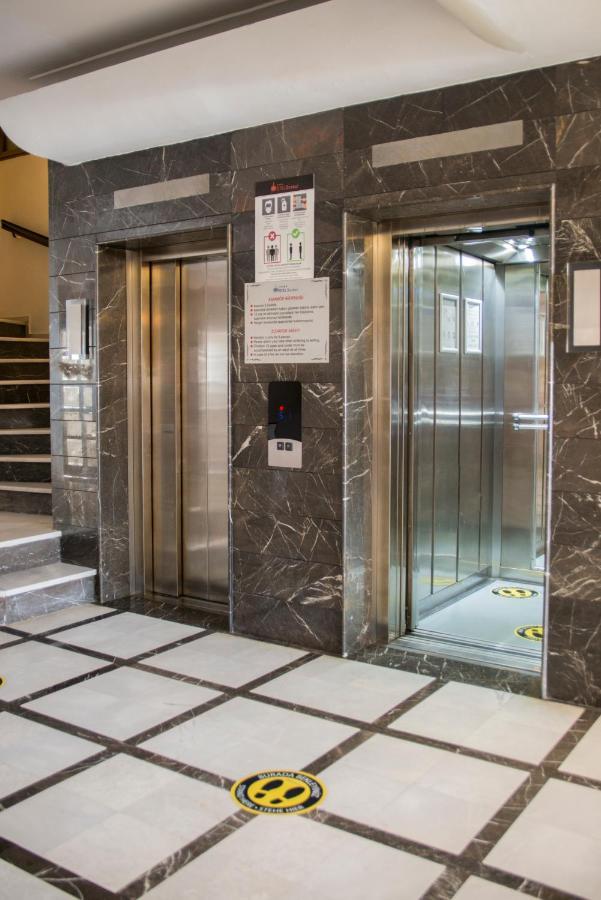 Derici Hotel Κουσάντασι Εξωτερικό φωτογραφία