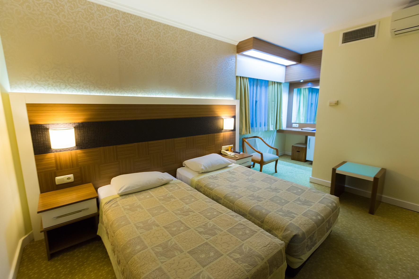 Derici Hotel Κουσάντασι Εξωτερικό φωτογραφία