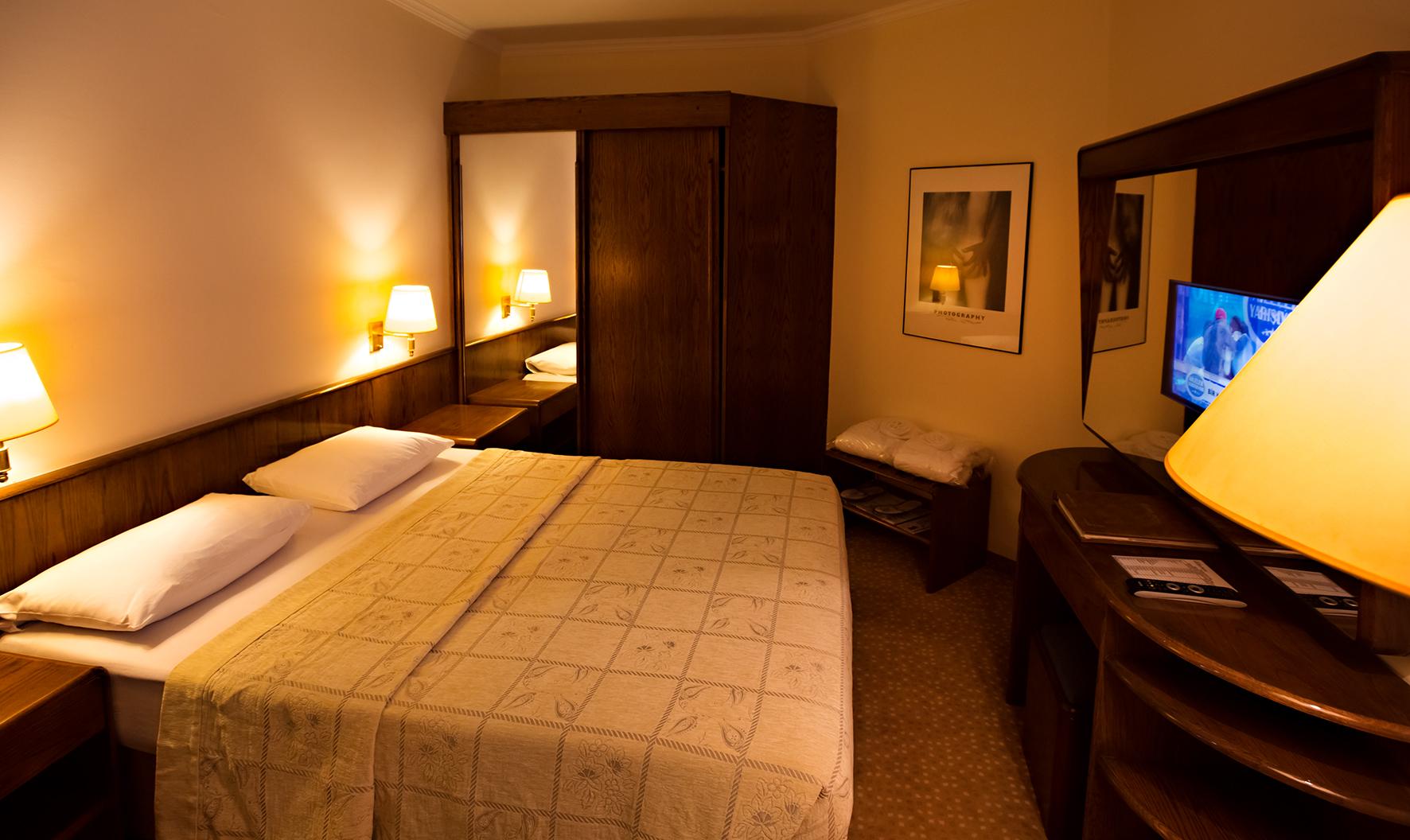 Derici Hotel Κουσάντασι Εξωτερικό φωτογραφία