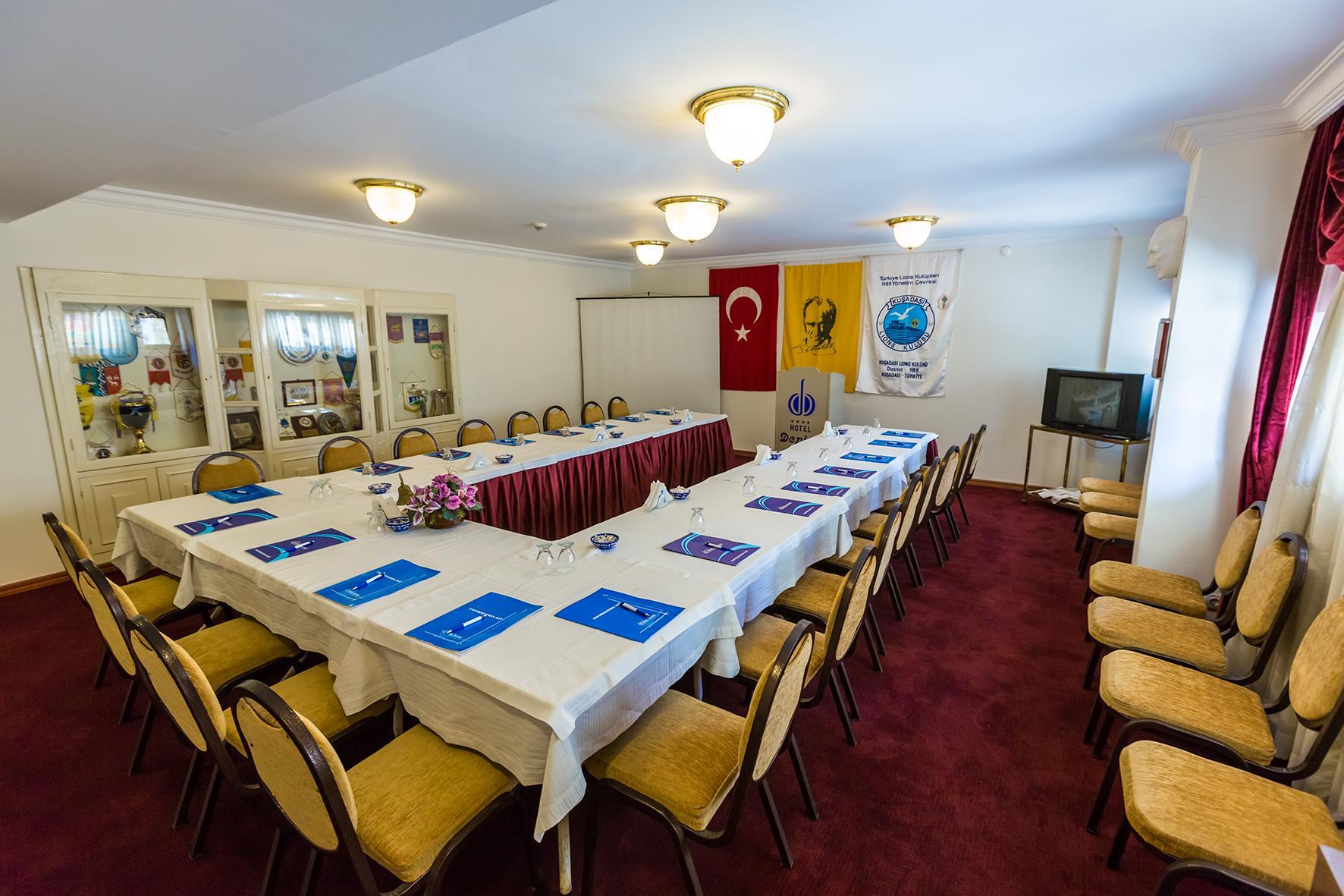 Derici Hotel Κουσάντασι Εξωτερικό φωτογραφία