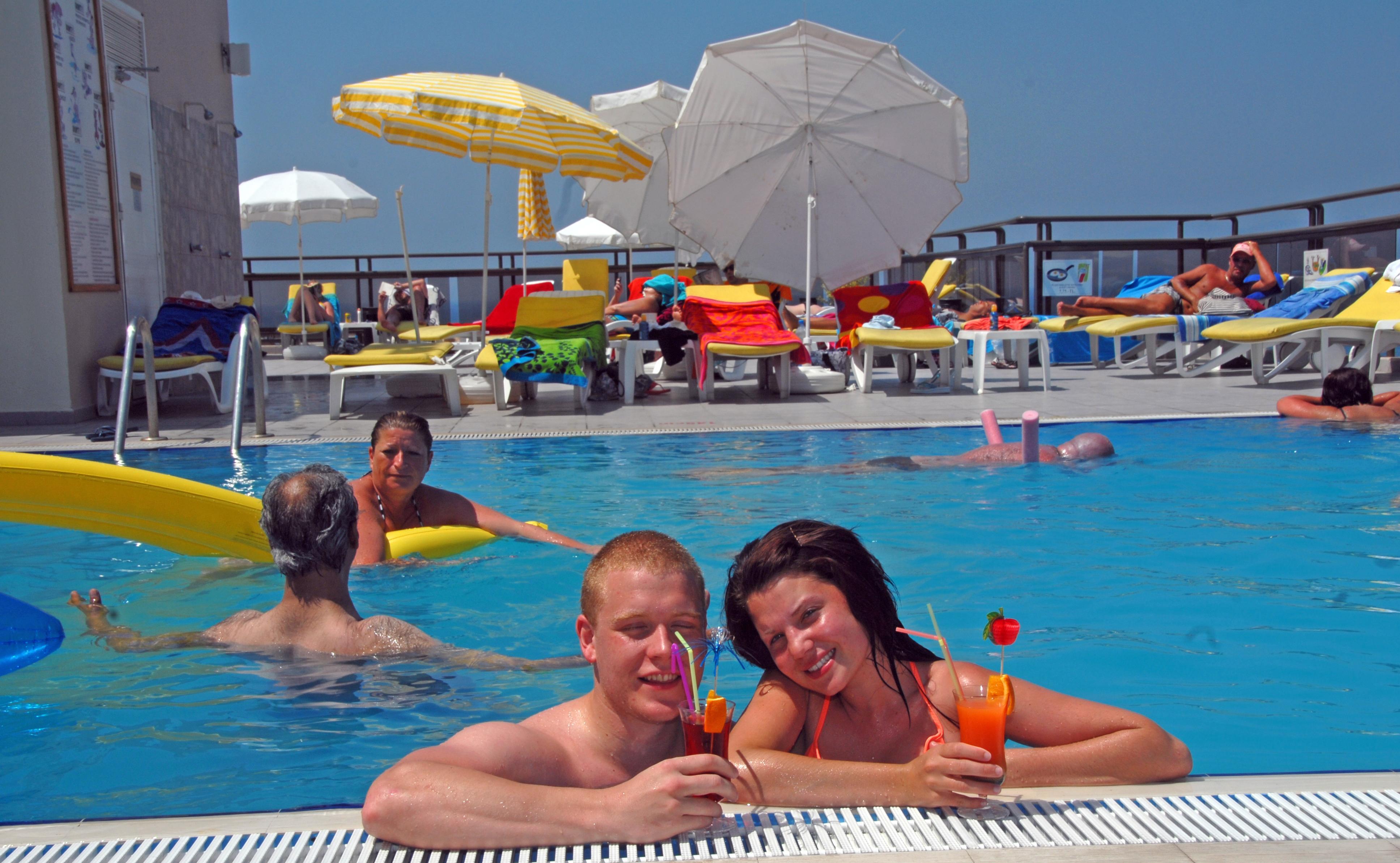 Derici Hotel Κουσάντασι Εξωτερικό φωτογραφία
