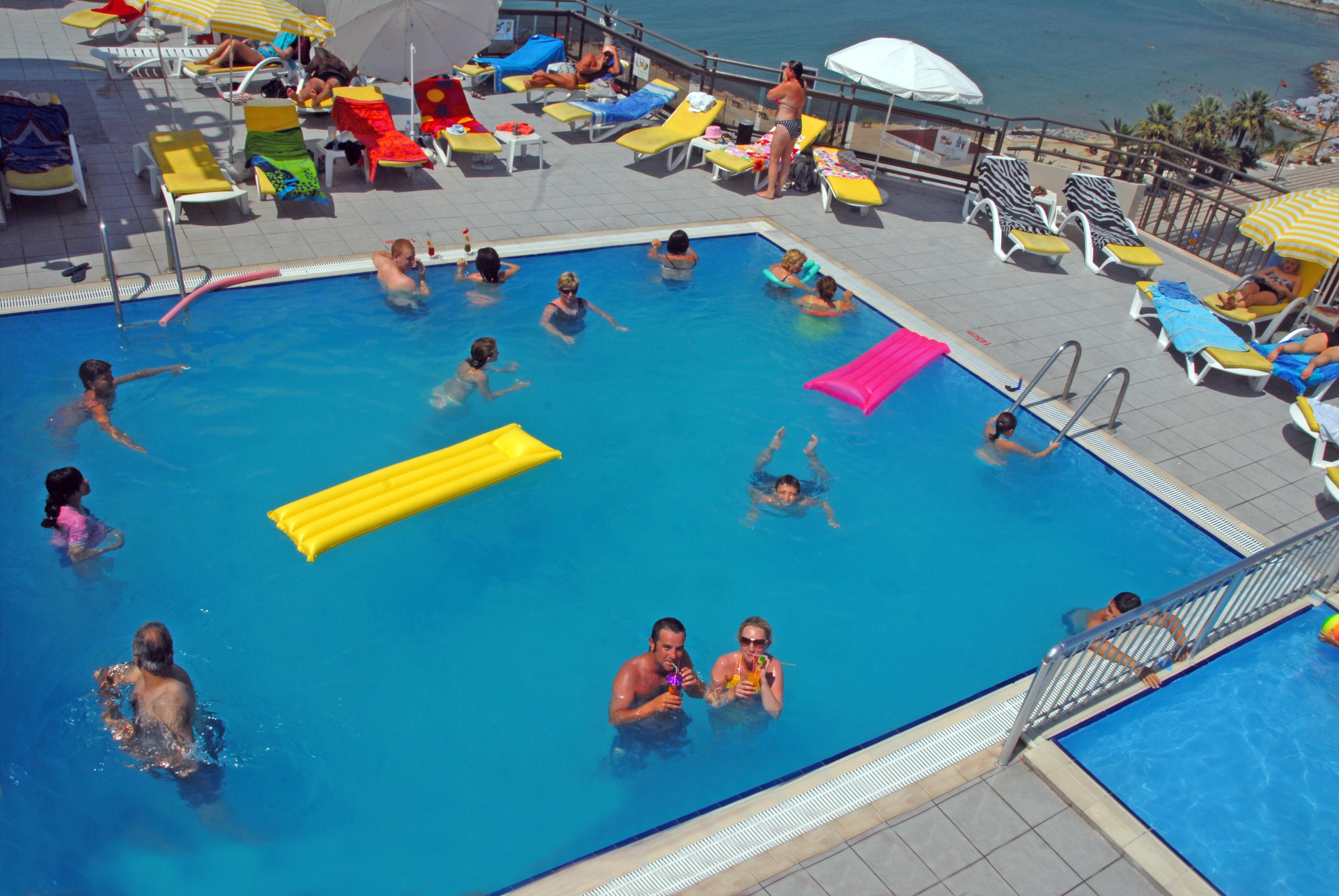 Derici Hotel Κουσάντασι Εξωτερικό φωτογραφία