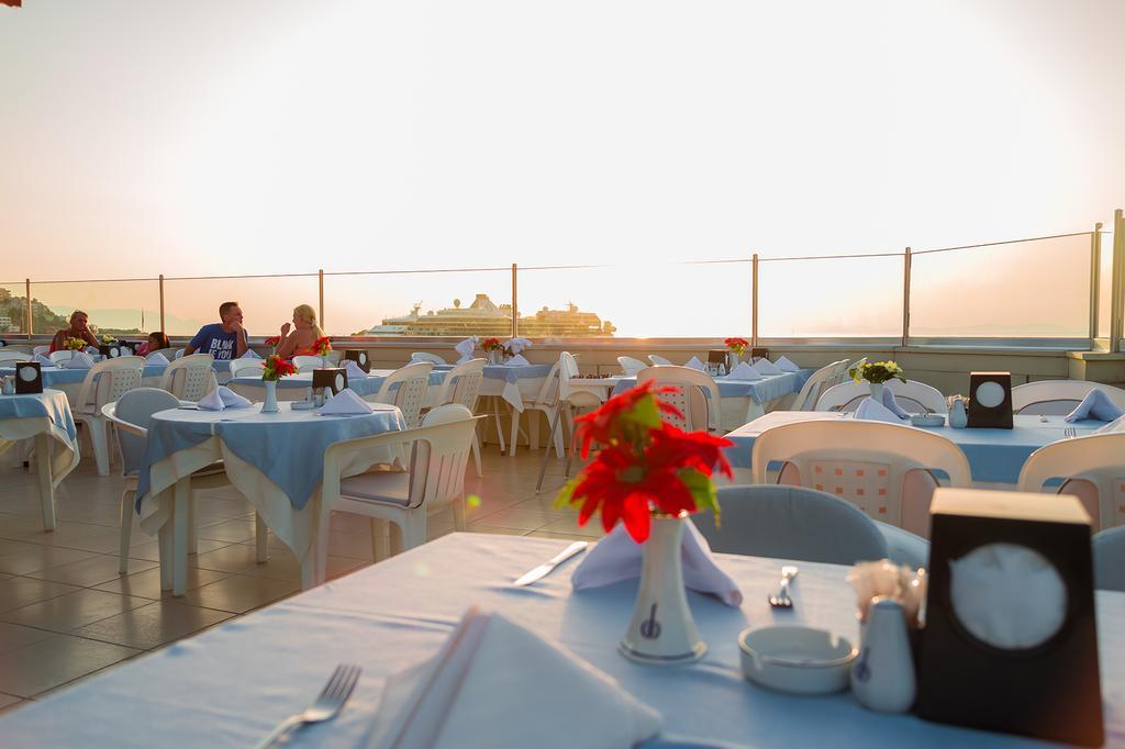 Derici Hotel Κουσάντασι Εξωτερικό φωτογραφία